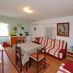 With A Parking Space Visnjan, Istria - Sredisnja Istra - 11585 Appartement